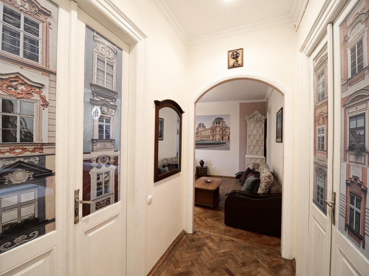 The Historical Family Nest In City Centre Lviv Eksteriør bilde