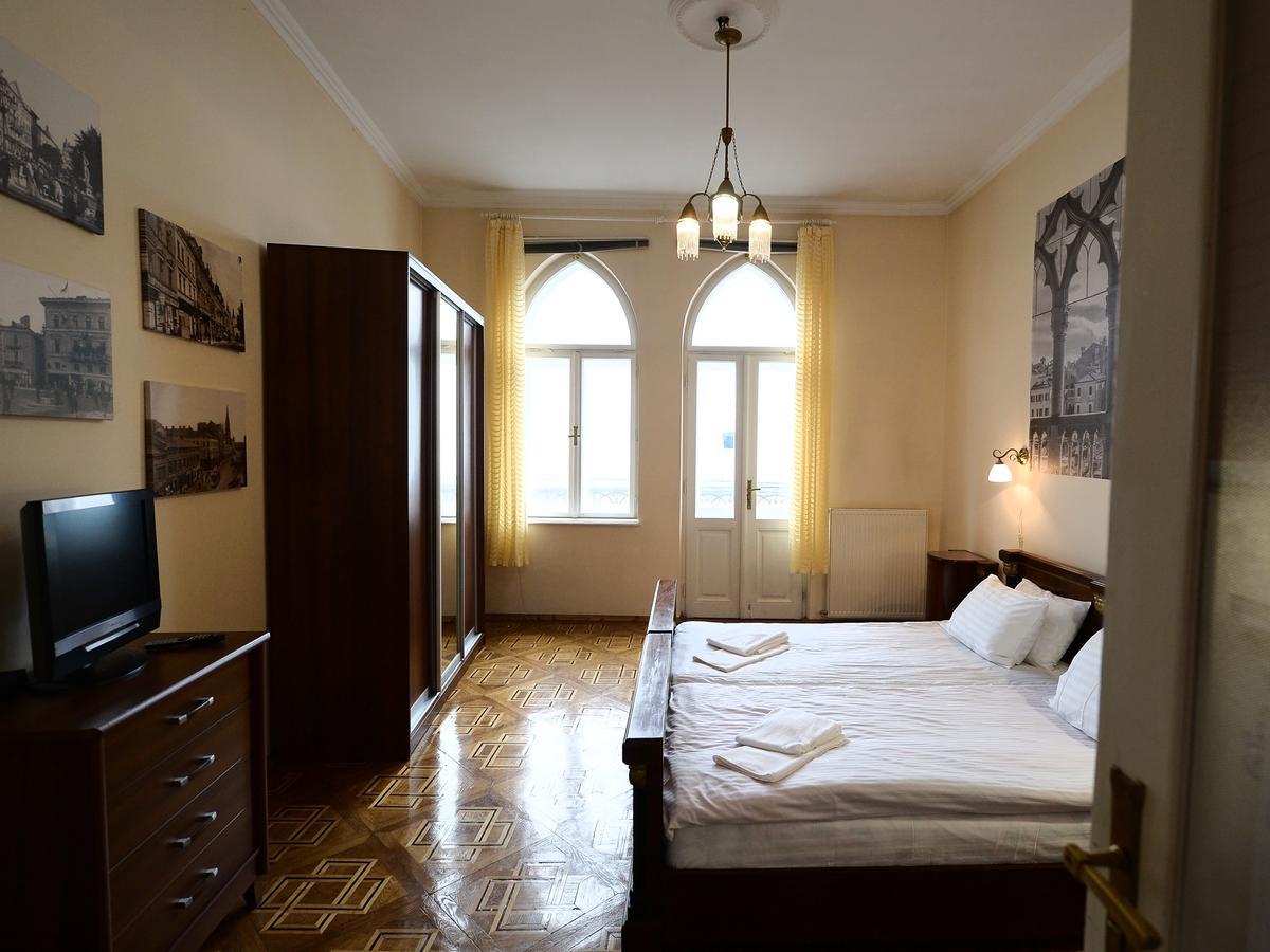 The Historical Family Nest In City Centre Lviv Eksteriør bilde